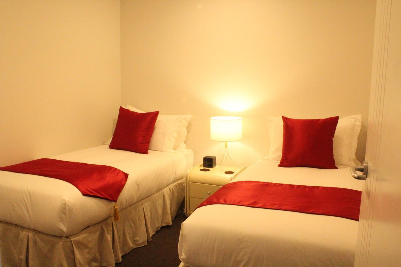 Bealey Plaza Motel Christchurch Eksteriør bilde A bed runner