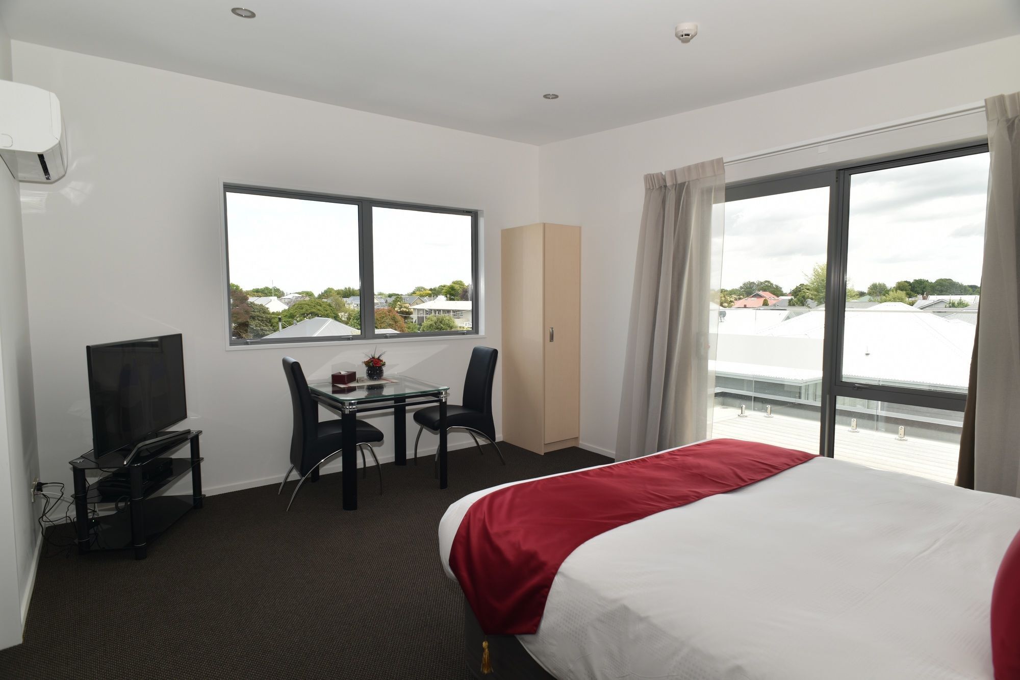 Bealey Plaza Motel Christchurch Eksteriør bilde A typical studio apartment